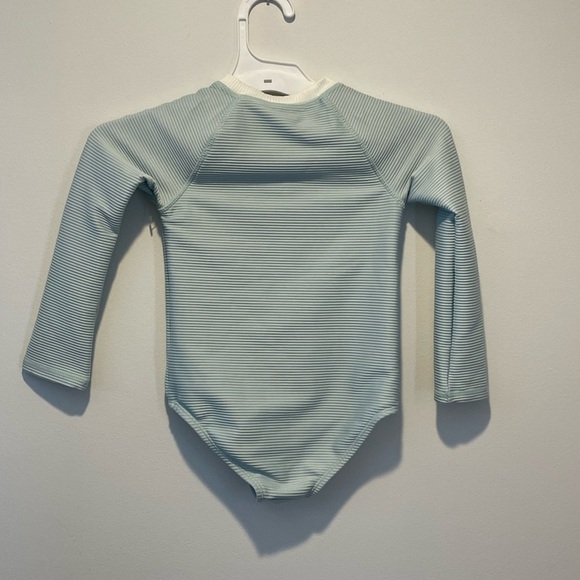 Little Co. by Lauren Conrad Girls Long Sleeve Swimsuit Light Blue Size 3T NWOT - Picture 2 of 4